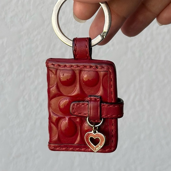 Coach Photo Album Charm Key Fob - Picture 1 of 14